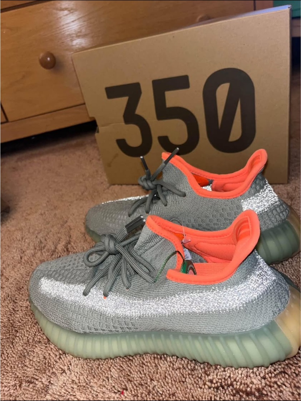 Yeezy Men’s 5.5 Boost 350 V2 - Grey with Orange Collar